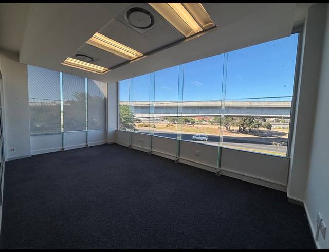 1,500M² OFFICE TO LET IN NORTHGATE BUSINESS PARK